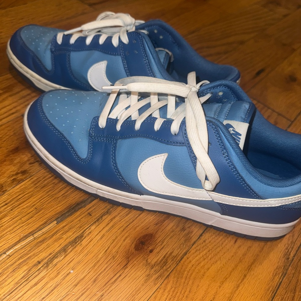 Men’s Nike Dunks. Blue/White. Size 11.5.